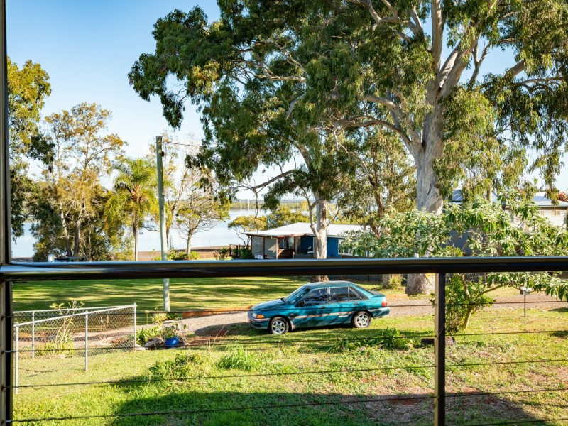 128 CANAIPA POINT, Russell Island QLD 4184