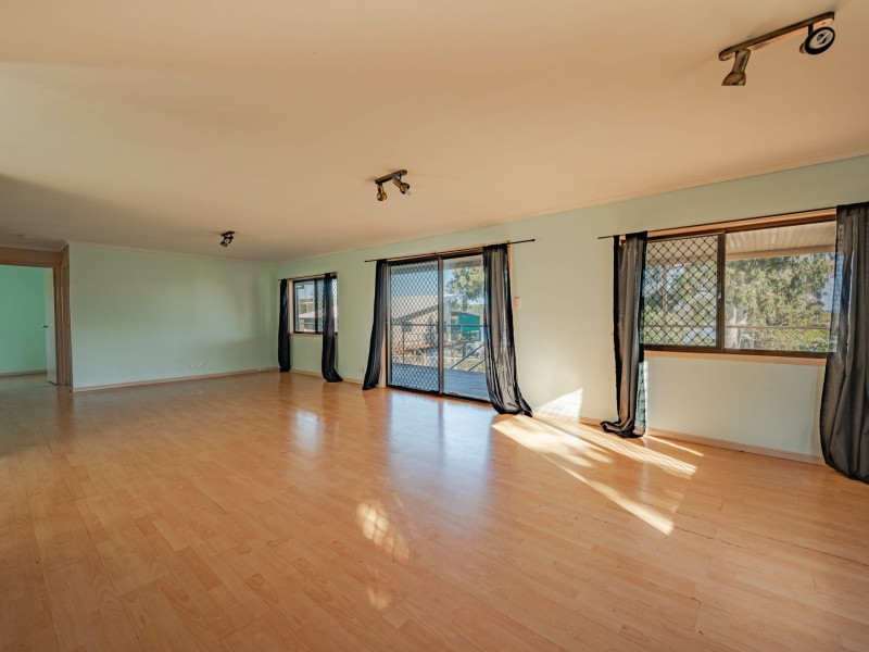 128 CANAIPA POINT, Russell Island QLD 4184