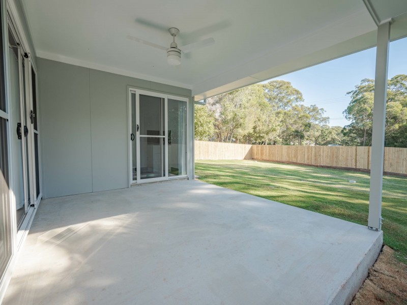 15 Baguette, Russell Island QLD 4184