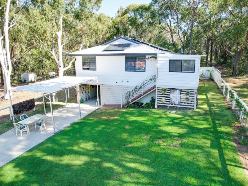 220 Centre Road, Russell Island QLD 4184