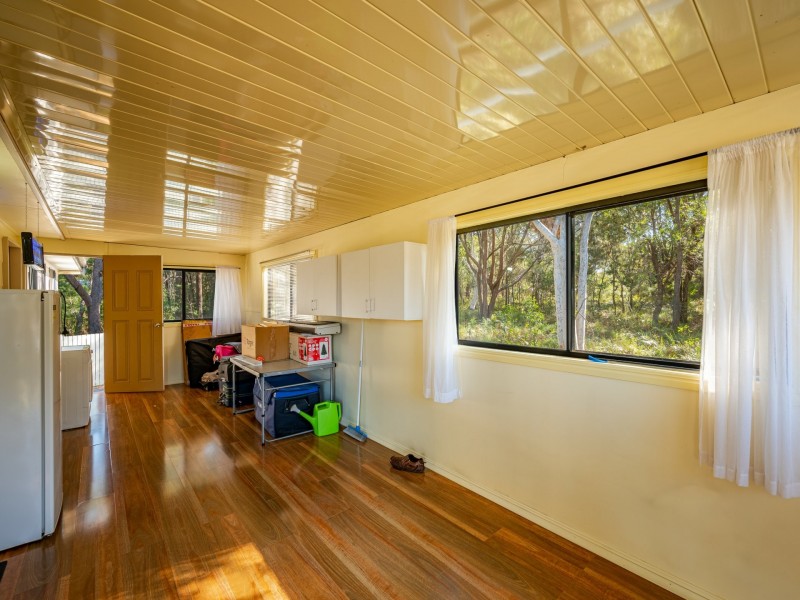 220 Centre Road, Russell Island QLD 4184