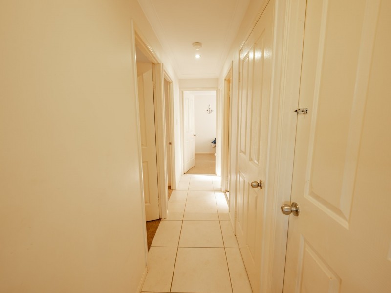 220 Centre Road, Russell Island QLD 4184