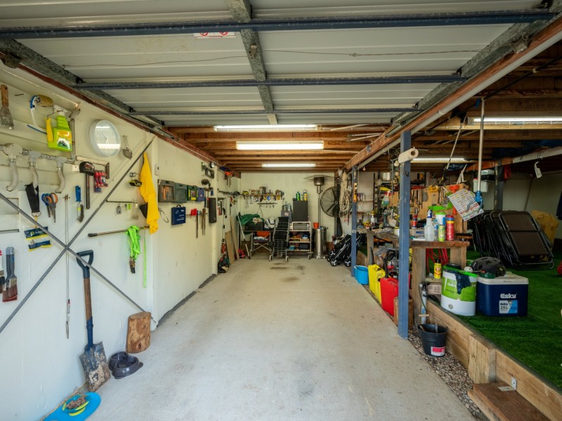 220 Centre Road, Russell Island QLD 4184