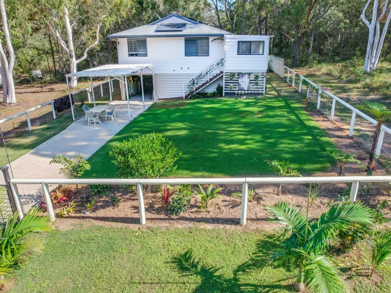 220 Centre Road, Russell Island QLD 4184