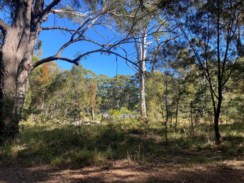 4 JEWEL STREET, Russell Island QLD 4184