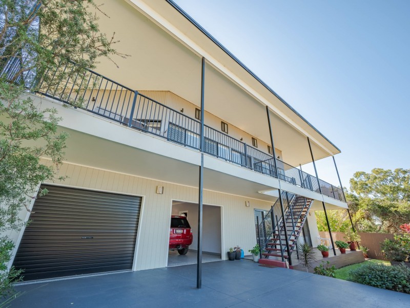 9 Aquarius Road, Russell Island QLD 4184