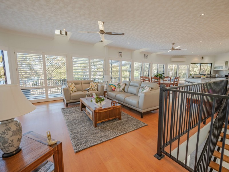 9 Aquarius Road, Russell Island QLD 4184
