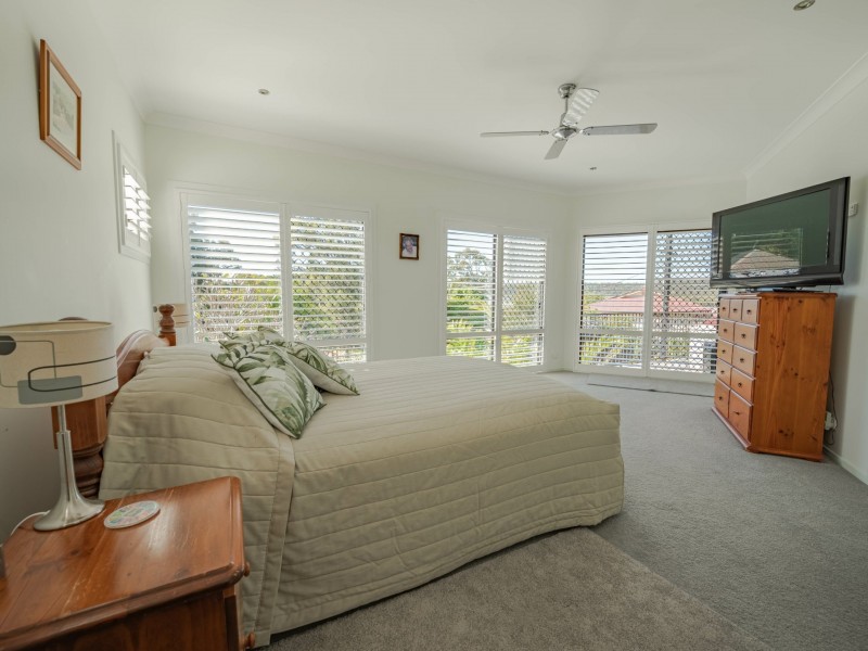 9 Aquarius Road, Russell Island QLD 4184
