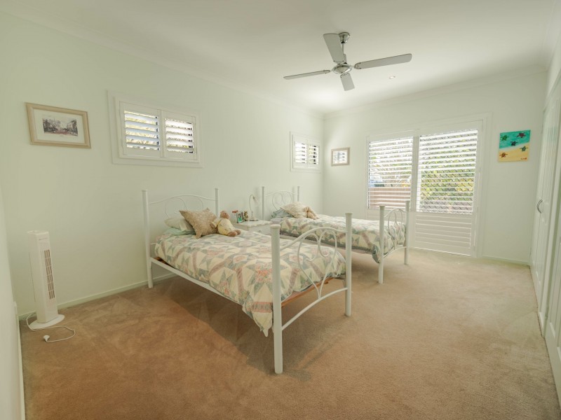 9 Aquarius Road, Russell Island QLD 4184