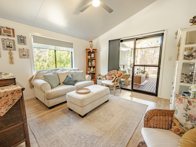 8 Sabot Street, Russell Island QLD 4184