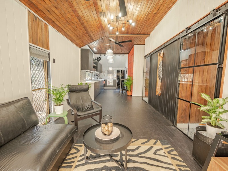 34 LITTLE COVE ROAD, Russell Island QLD 4184