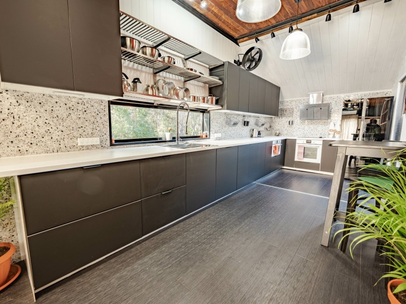 34 LITTLE COVE ROAD, Russell Island QLD 4184