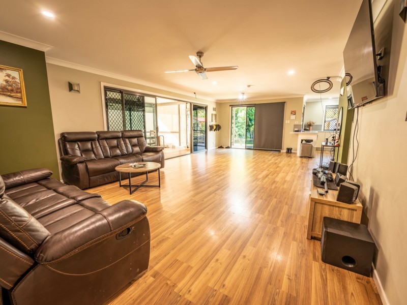 48-50 Kings Road, Russell Island QLD 4184