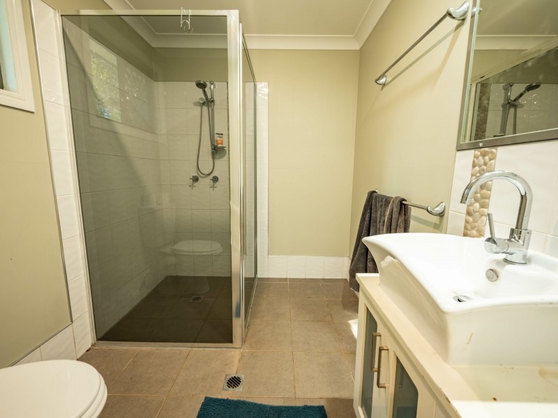 48-50 Kings Road, Russell Island QLD 4184