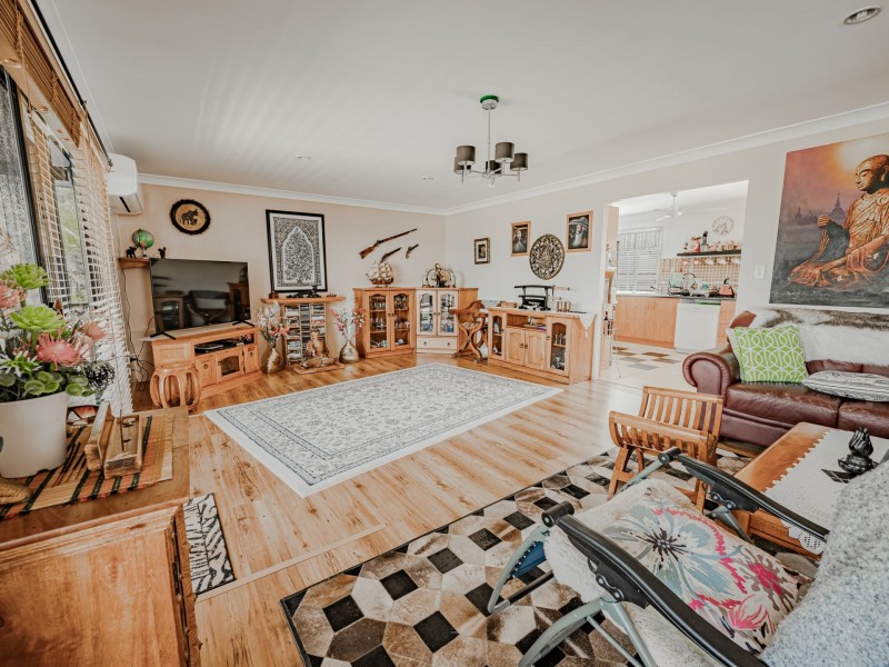 23 SCHOONER STREET, Russell Island QLD 4184
