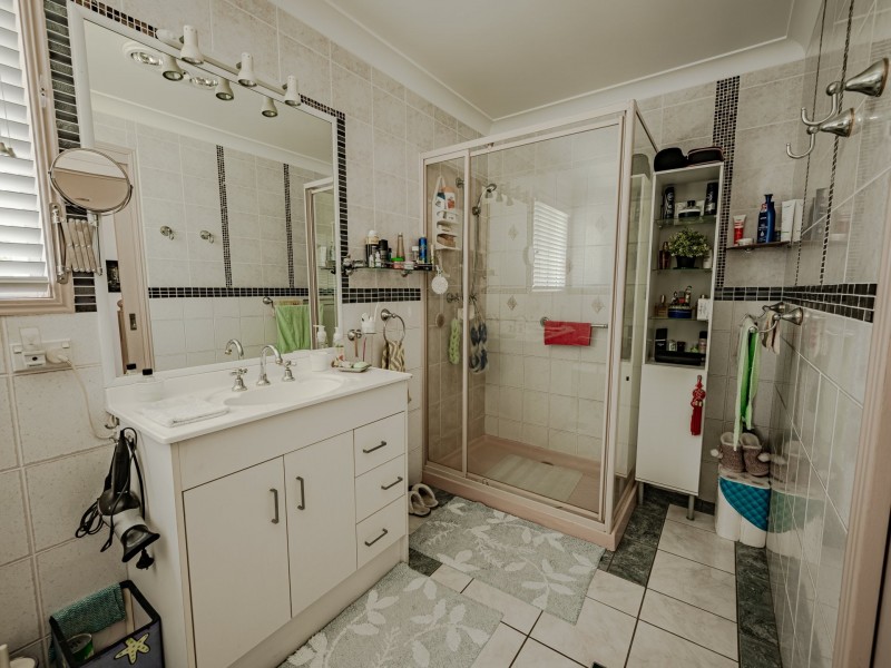 23 SCHOONER STREET, Russell Island QLD 4184