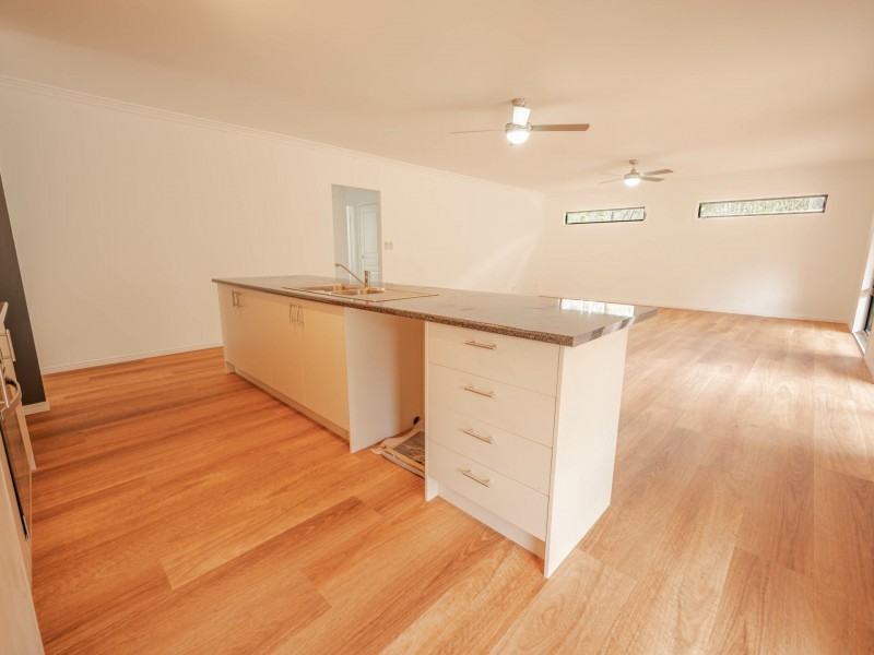 30 rampart drive, Russell Island QLD 4184