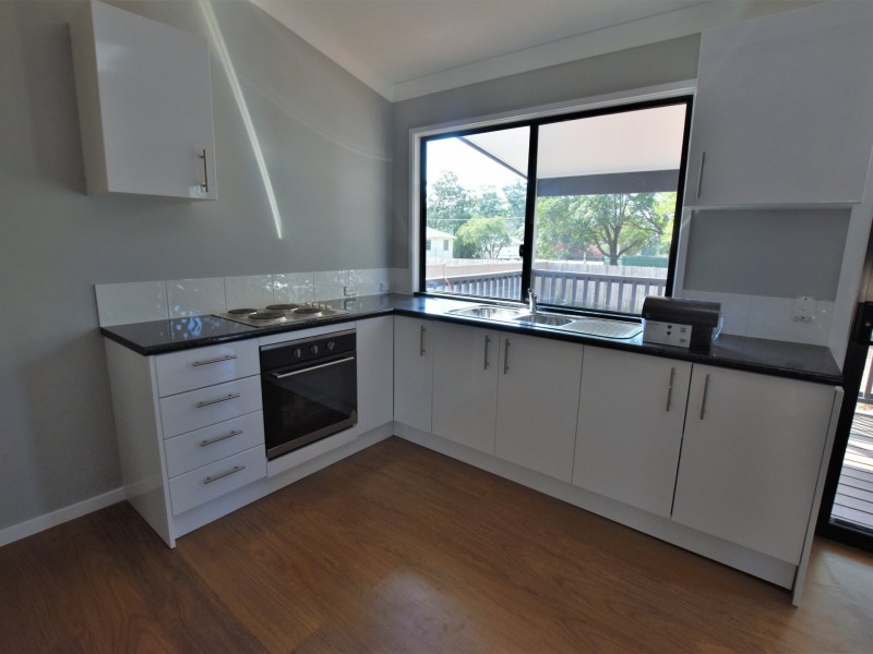 11 Pia Street, Russell Island QLD 4184