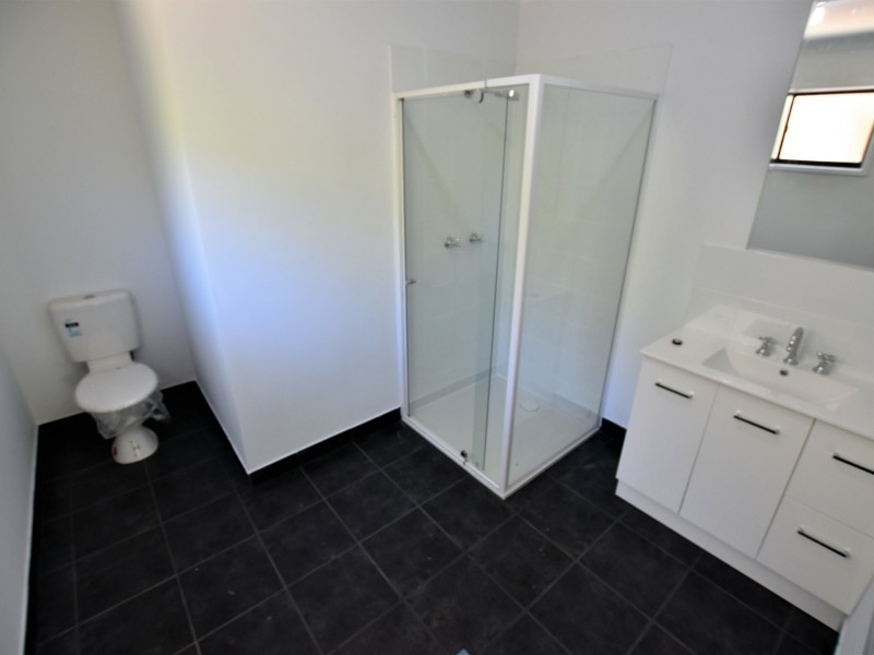 11 Pia Street, Russell Island QLD 4184