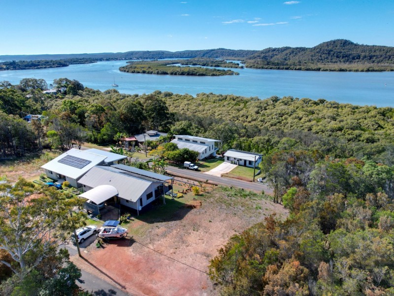 9 opal court, Russell Island QLD 4184