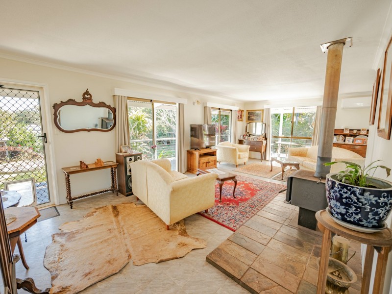 108 KINGS ROAD, Russell Island QLD 4184