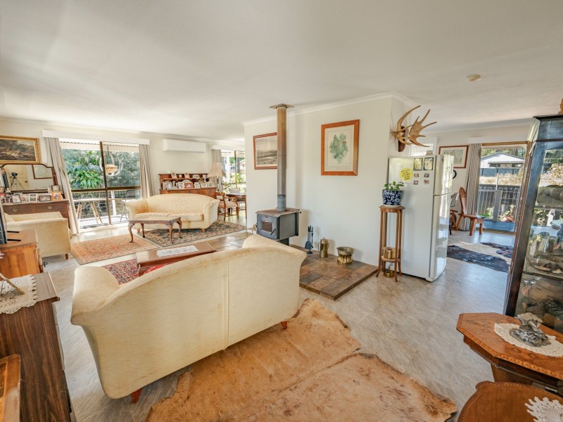 108 KINGS ROAD, Russell Island QLD 4184