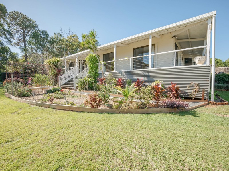 108 KINGS ROAD, Russell Island QLD 4184