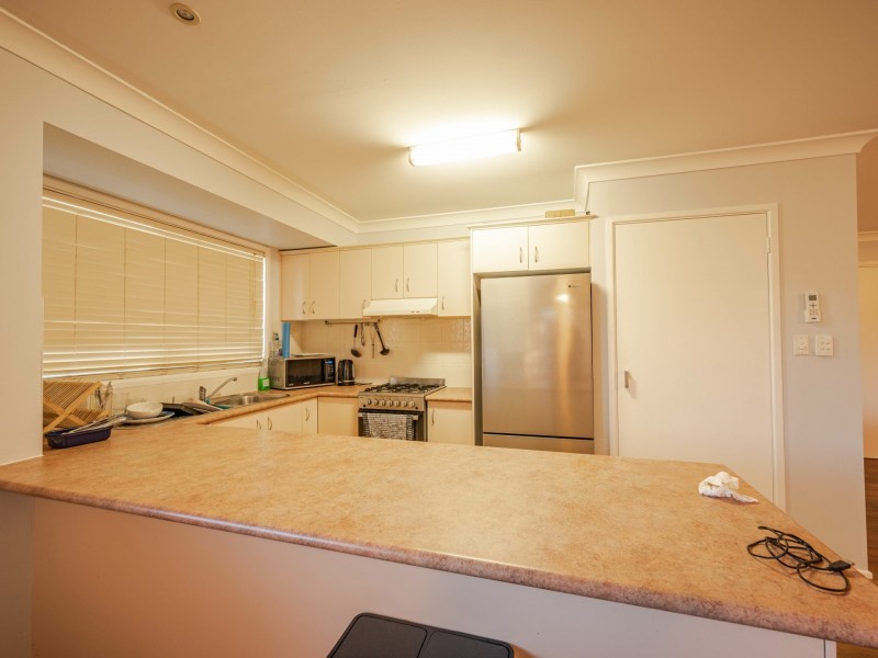 4 Aquarius Road, Russell Island QLD 4184