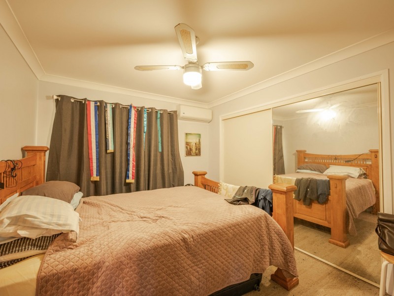 4 Aquarius Road, Russell Island QLD 4184