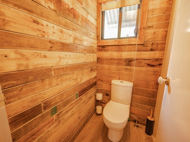11 Darling Street, Russell Island QLD 4184