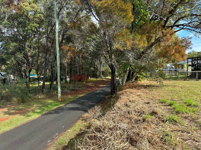 14 Roebuck Road, Russell Island QLD 4184