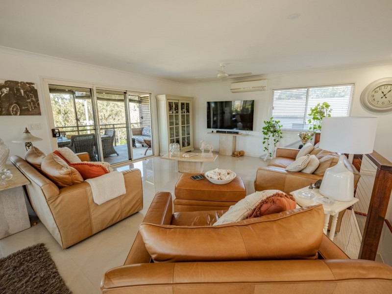 9 THE TOR WALK, Russell Island QLD 4184