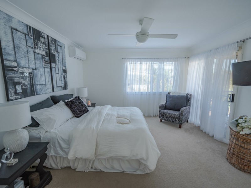 9 THE TOR WALK, Russell Island QLD 4184