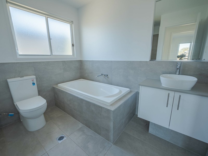 9 Norfolk St, Russell Island QLD 4184