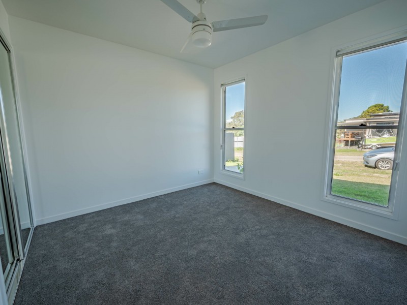 9 Norfolk St, Russell Island QLD 4184