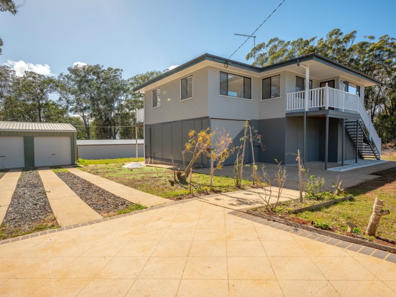 19 CANAIPA ROAD, Russell Island QLD 4184