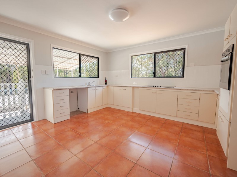 19 CANAIPA ROAD, Russell Island QLD 4184