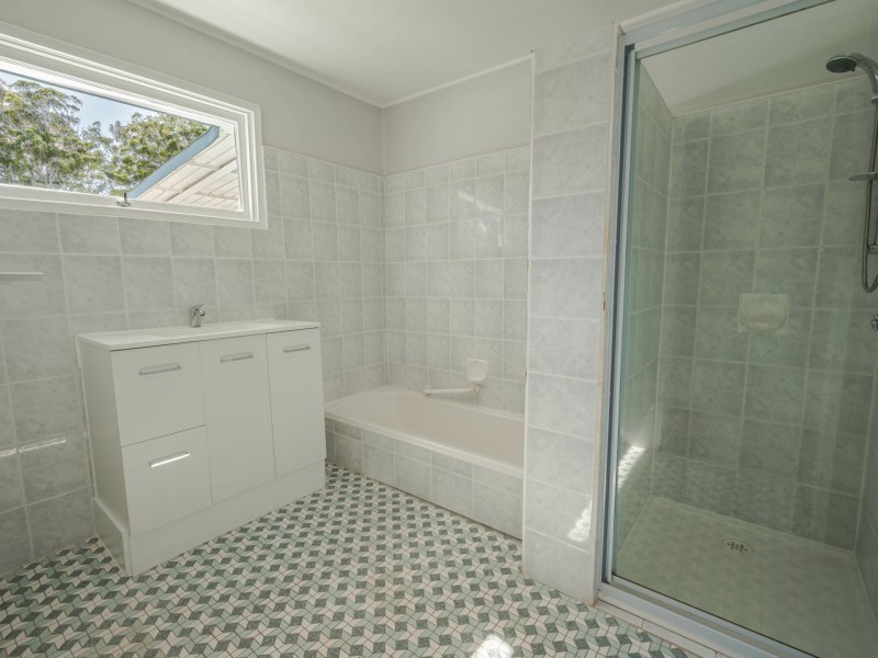 19 CANAIPA ROAD, Russell Island QLD 4184