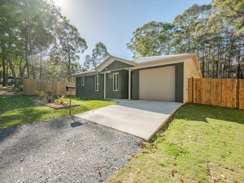 10 Billambang Street, Russell Island QLD 4184