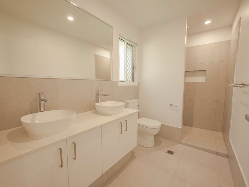 10 Billambang Street, Russell Island QLD 4184