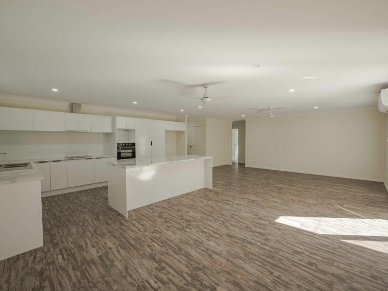 7 Bradman, Russell Island QLD 4184