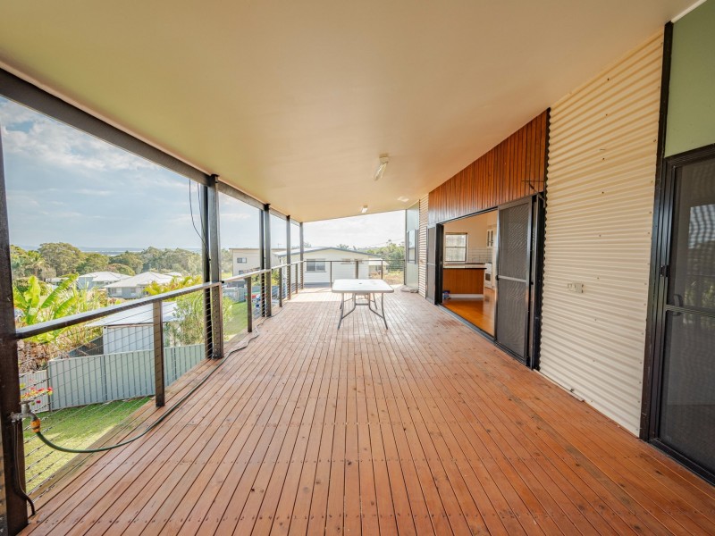10 Carnation Court, Russell Island QLD 4184