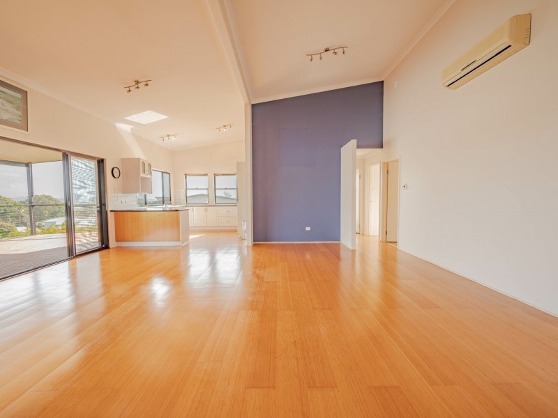 10 Carnation Court, Russell Island QLD 4184