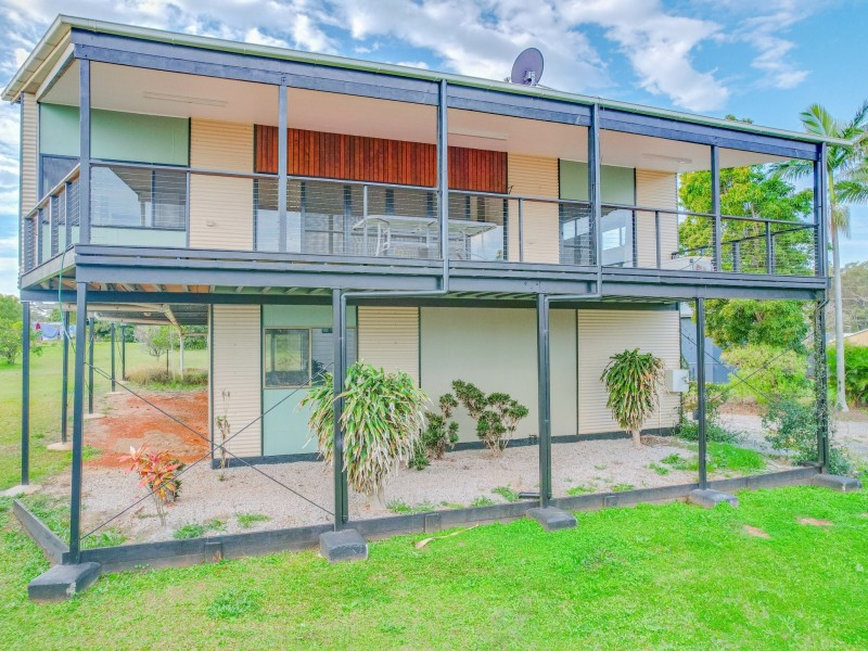 10 Carnation Court, Russell Island QLD 4184