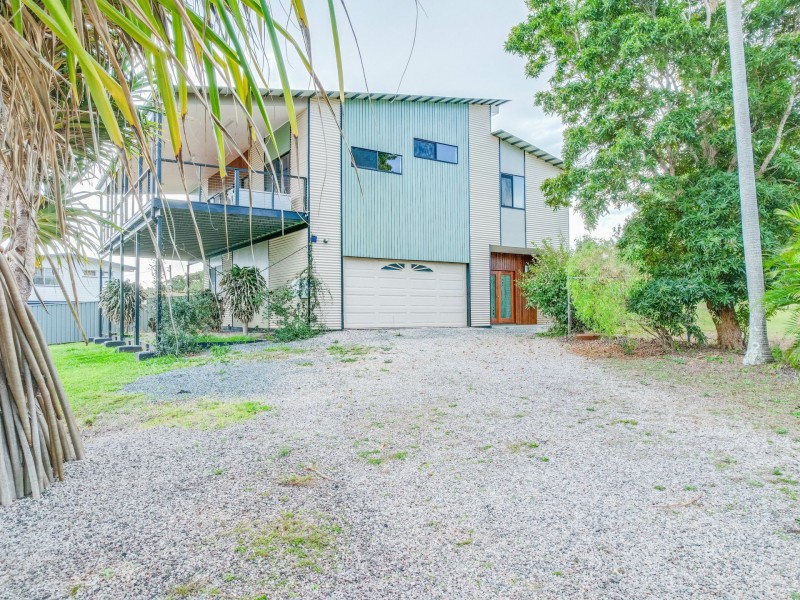 10 Carnation Court, Russell Island QLD 4184