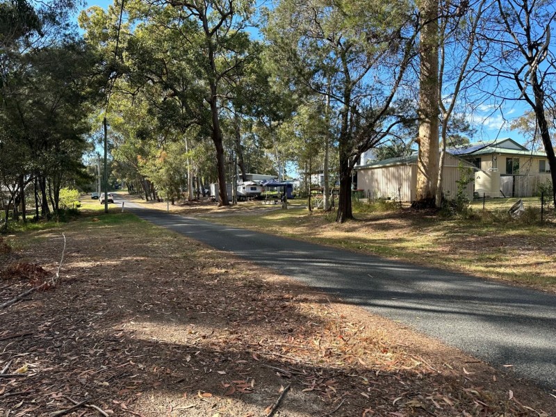 11 Sapphire Street, Russell Island QLD 4184