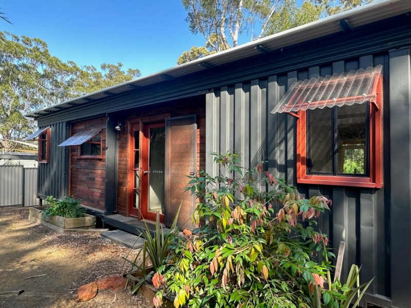 11 Darling Street, Russell Island QLD 4184