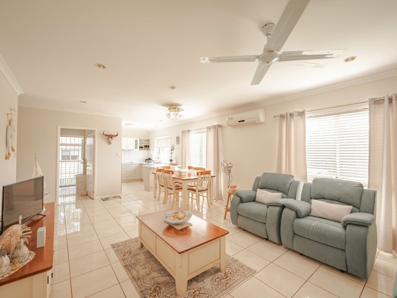 17 Jackson Road, Russell Island QLD 4184