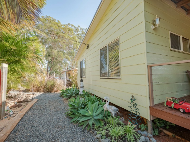 17 Jackson Road, Russell Island QLD 4184