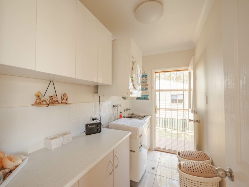 17 Jackson Road, Russell Island QLD 4184